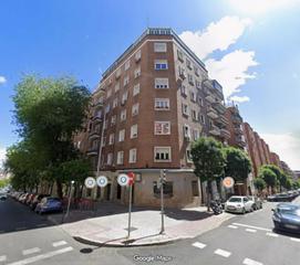 Appartement  Cavanilles. Subasta de piso de 90m en c cavanilles, madrid