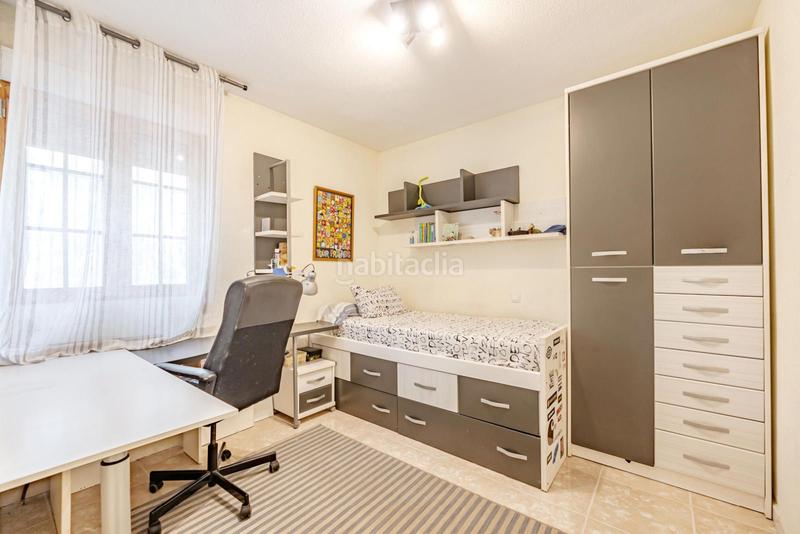 Foto 330d9f7f-3594-4f4e-8464-b6866c900633. Maison jumelée avec chauffage parking piscine dans Casarrubuelos