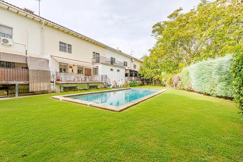 Foto 4d5d964b-2760-4119-8186-2edeaf41189f. Maison jumelée avec chauffage parking piscine dans Casarrubuelos