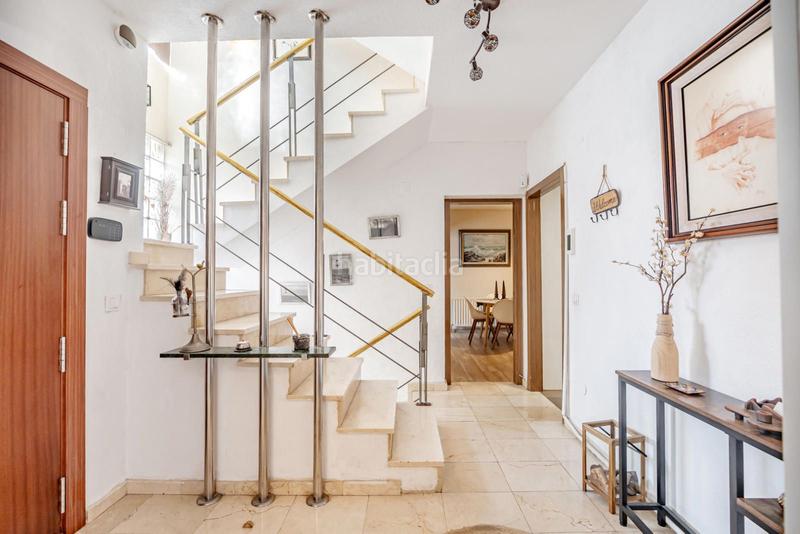 Foto 663e0dd3-f4f0-42fc-8715-80748e02e99f. Maison jumelée avec chauffage parking piscine dans Casarrubuelos