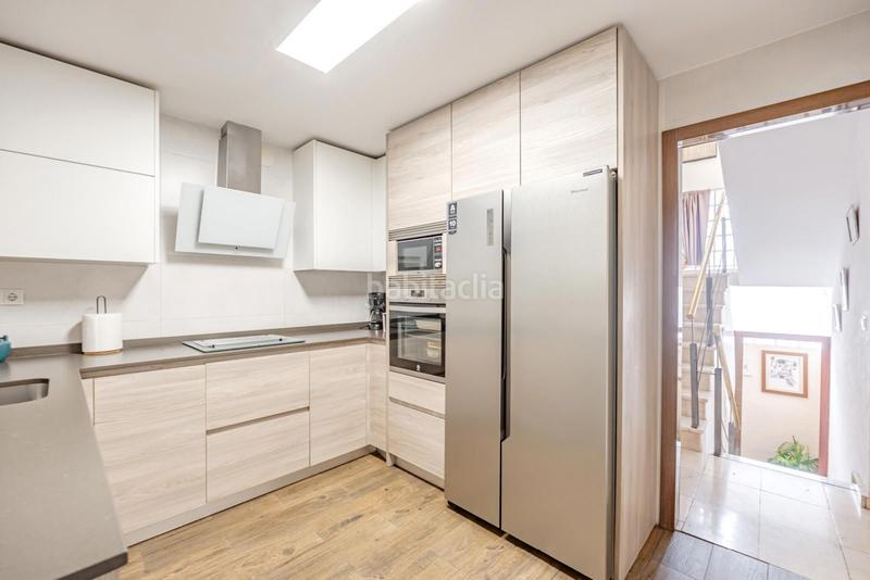 Foto 6b8791dd-dec3-4bc3-b294-0139567d2db5. Maison jumelée avec chauffage parking piscine dans Casarrubuelos