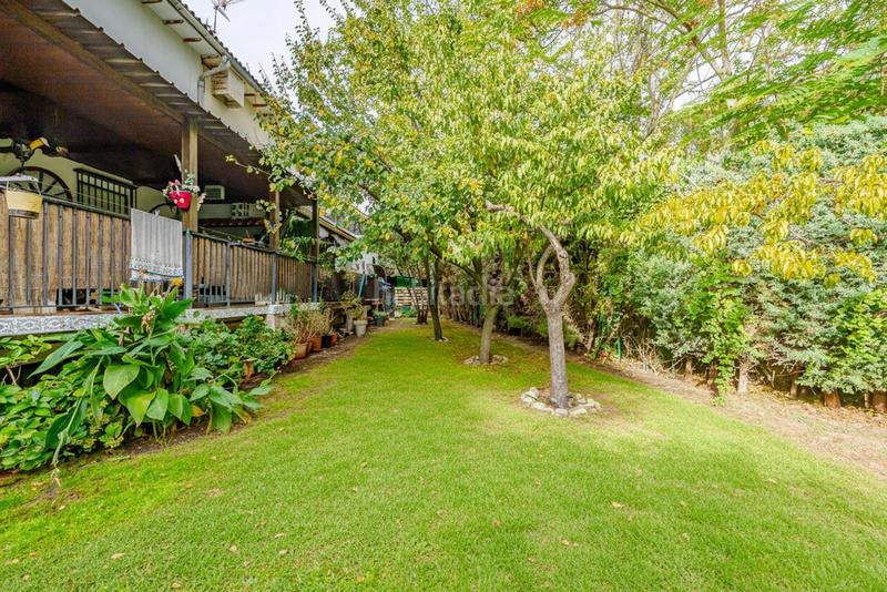 Foto e3338bce-cb41-41bb-bff2-43a588be3c8c. Maison jumelée avec chauffage parking piscine dans Casarrubuelos