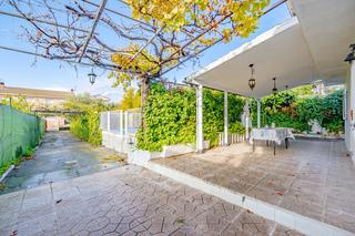 Chalet  Higueras. Casa en planta baja en venta en carranque