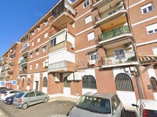 Flat  Madrid-toledo. Venta sin posesión
