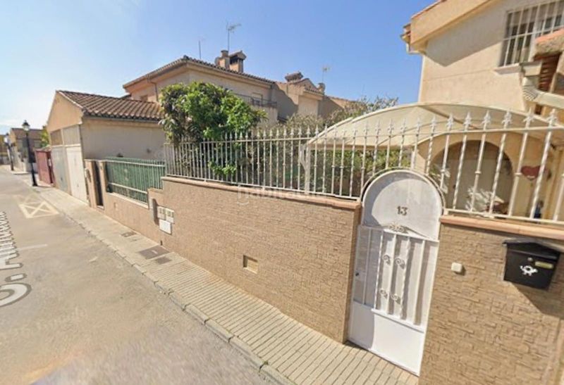 Foto cd8f8c25-5275-4753-847b-4b7ac652ee6e. Xalet a Residencial Triana - Barrio Alto Gabias (Las)