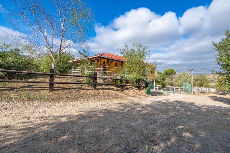 Foto a28543f7-a3c8-47b5-81f1-802151845900. Finca rústica a Batres
