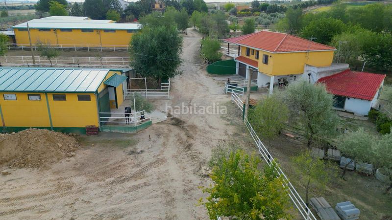 Foto f85b1166-b953-4af3-a5c9-9332df348b98. Finca rústica a Batres