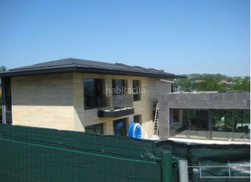Foto eb8f72c8-5ae8-4158-9927-039e10c9bec1. Chalet mit parking pool in Población de Arroyo
