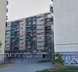 Flat  Neus català i pallejà. En rubí