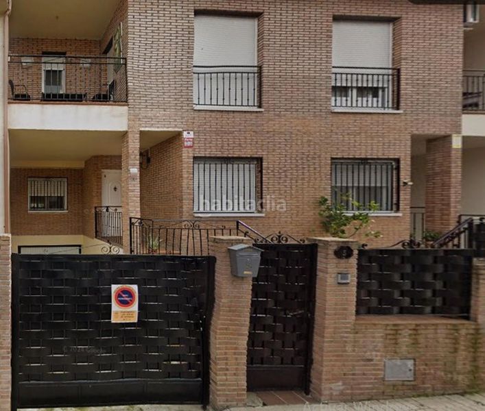 Foto a9c2e48e-a8d4-463d-9c5a-58d83e780485. Casa adossada amb aparcament a Ventas de Retamosa (Las)
