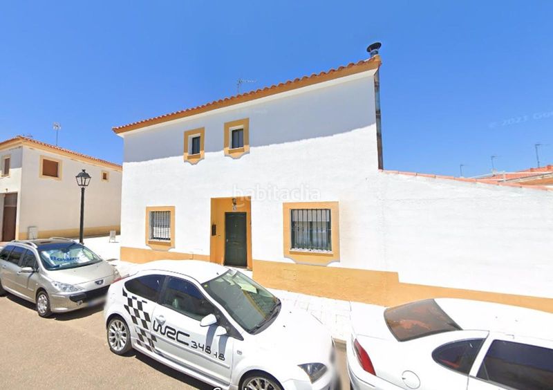 Foto a75522a9-23ed-4449-8644-2f253b265919. Casa adossada a Olivenza