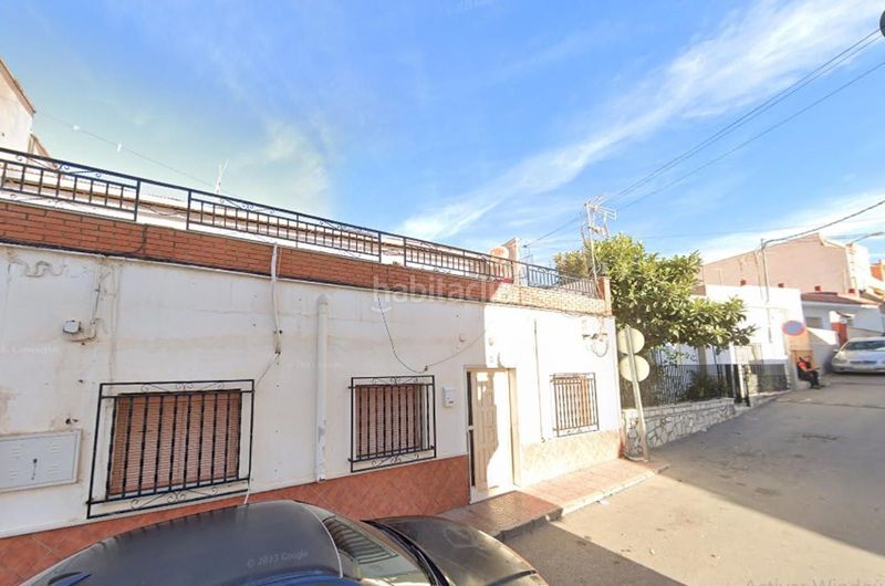 Foto 482d9f98-3388-436c-bb37-269173d5a6bf. Casa adossada a Berja