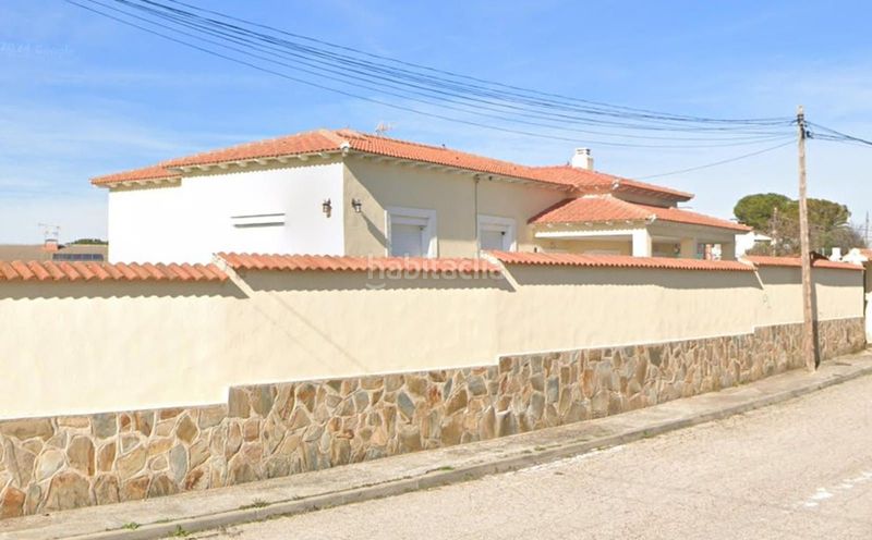 Foto 8627c19c-1149-43a2-b33d-6211151ef6a2. Chalet mit parking pool in Población de Arroyo
