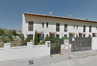 Casa adossada a Rivera del Henares