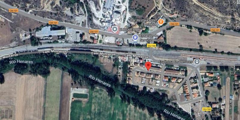 Foto f38612b4-c7f2-446e-9d08-660f9daf2ad1. Casa adossada a Población de Arroyo