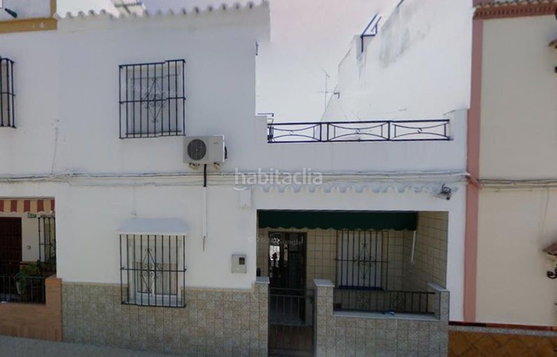 Foto 51250cac-f3d0-4341-a921-c3c2ce2dc49b. Casa adossada a Población de Arroyo