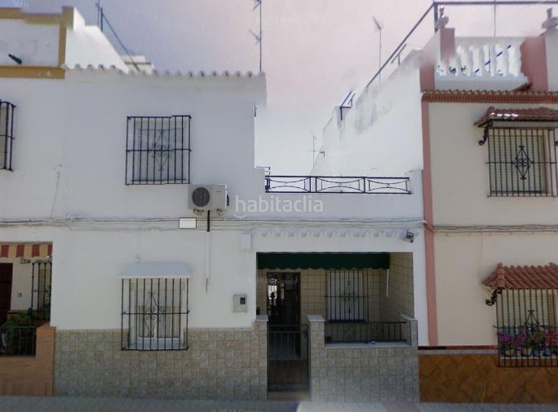 Foto 6a03bf38-94b1-45e9-9b40-6ac362ae3197. Casa adossada a Población de Arroyo
