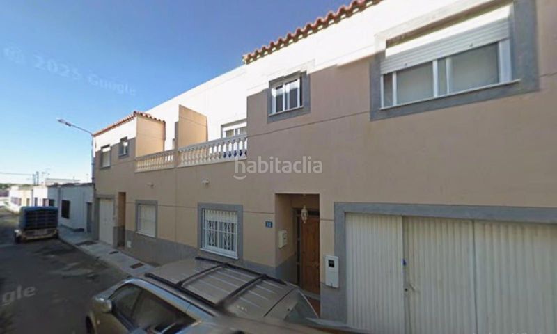 Foto b3de50be-9733-4a5d-8ef2-a564c7f91a1e. Casa cesión de remate en Mojonera (La)