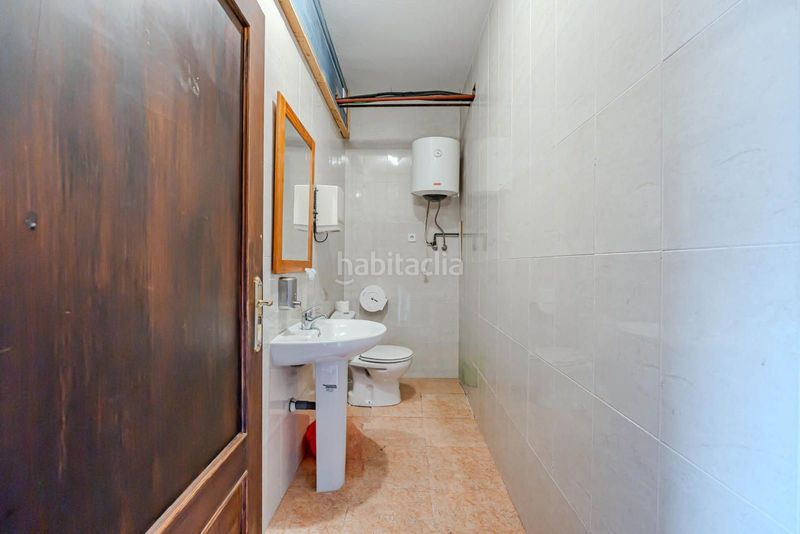Foto e0071999-bd68-4588-989e-6a22c77ab76c. Local comercial a Yuncos