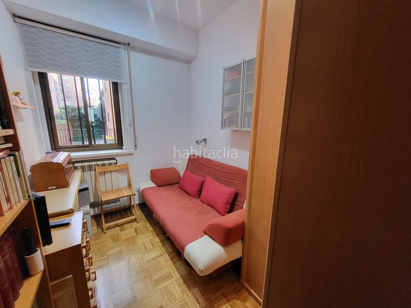 Foto d0b49a42-6305-43ec-8105-1dec5fa74d2a. Pis amb calefacció a Valdezarza Madrid