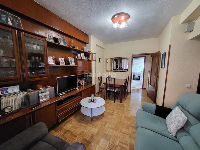 Foto e70b1049-6eab-4749-af8f-80e1cc68f08a. Pis amb calefacció a Valdezarza Madrid