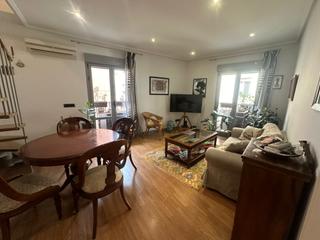 Piso en Embajadores-Lavapiés. Ideal inversión o vivir