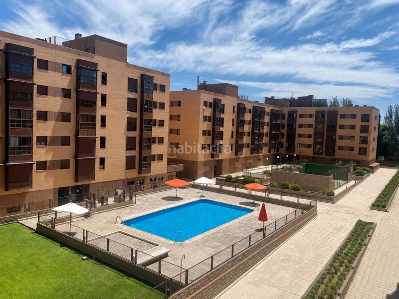 Foto 8c3dd891-d1c5-4a35-8b90-3f230e0cc770. Apartament a Rejas Madrid