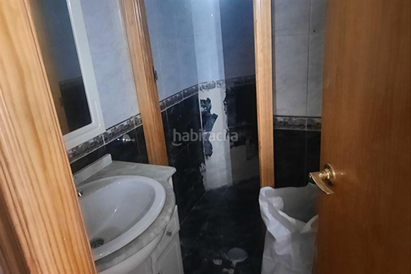 Foto 5a76c6a0-d114-48c8-b800-88b4d13844fa. Piso  en Loranca para reformar con gran patio! en Fuenlabrada