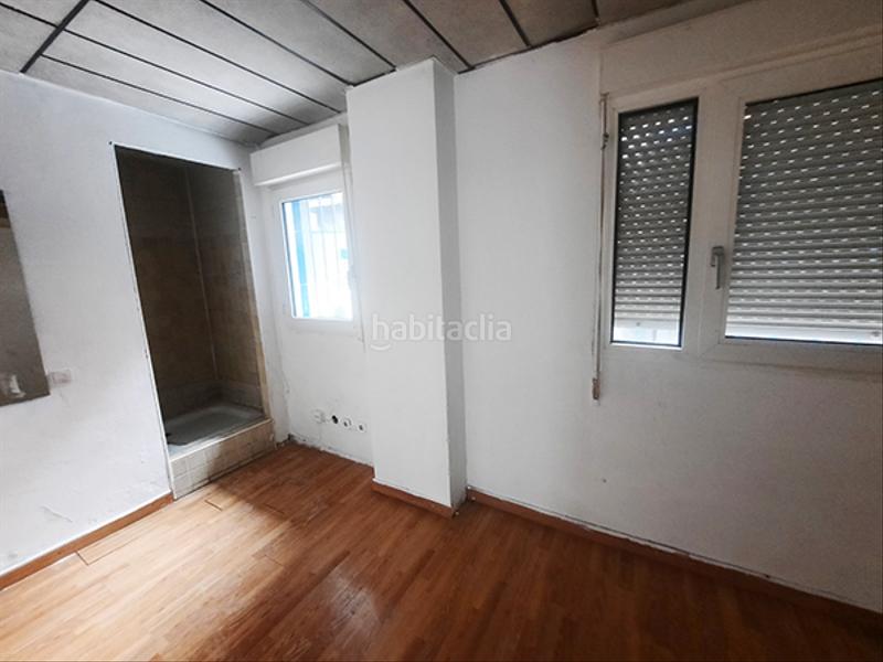 Foto eb006c2e-aa62-4a35-9ca9-f2e27f1e28be. Piso  en Loranca para reformar con gran patio! en Fuenlabrada