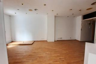 Piso  Urbanizacion nuevo versalles. Piso en loranca para reformar con gran patio!
