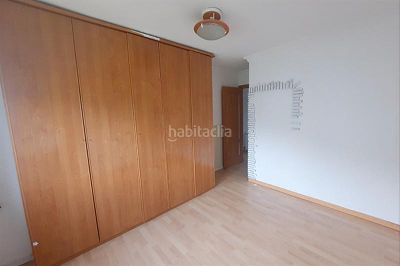 Foto 31e2d64d-6ccc-4e26-851a-95e357c2efe7. Piso  de tres dormitorios con terraza en buen estado !! en Coslada