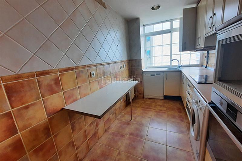 Foto c51a3d0c-9631-4069-8dbe-637103c14a69. Piso  de tres dormitorios con terraza en buen estado !! en Coslada