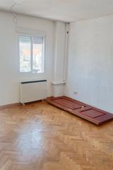 Duplex  Calle real. Piso de tres dormitorios con plaza de garaje y trastero en torre