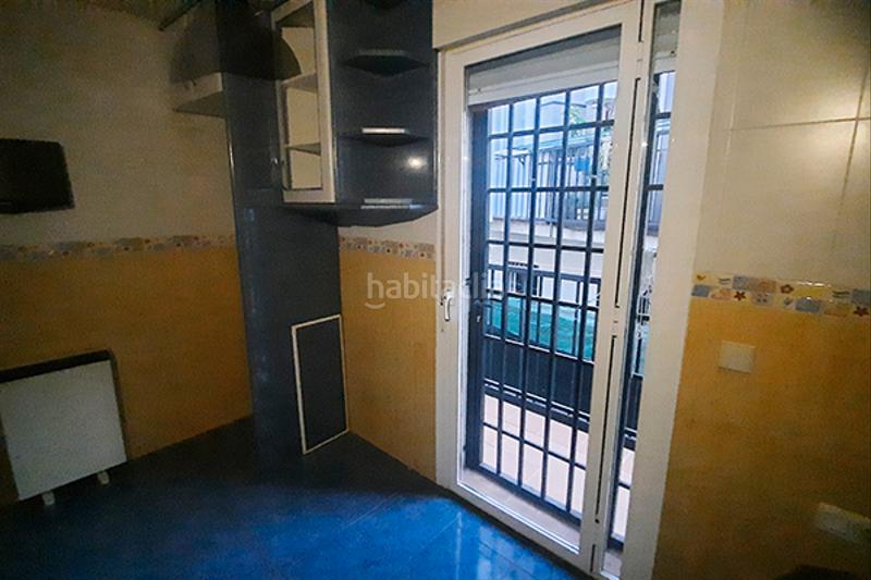 Foto 55e16394-2725-467a-90ce-1dfdc2febc41. Zweistöckige wohnung mit parking in Torres de la Alameda