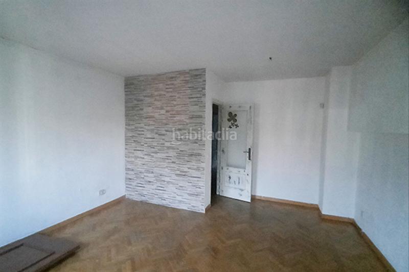 Foto bfba1f13-a8cd-46d0-9319-35fc31404318. Zweistöckige wohnung mit parking in Torres de la Alameda