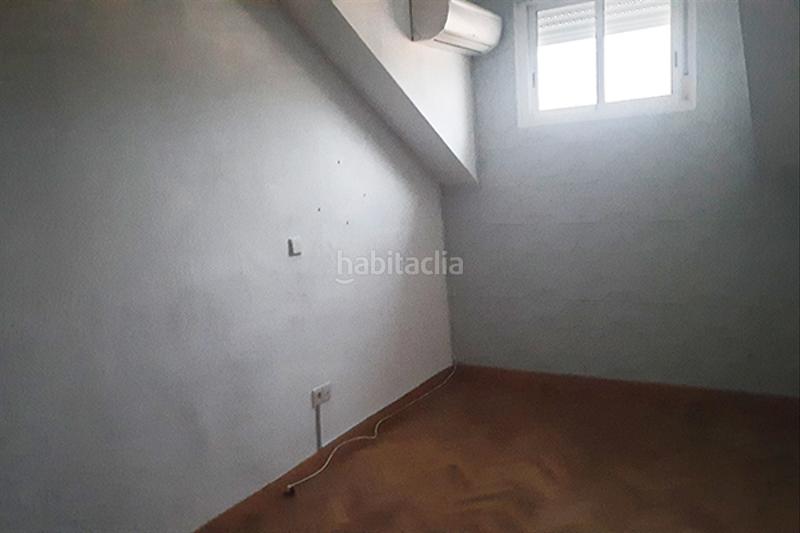 Foto d86d384c-373e-4fc2-a03d-08ba89ff8d1f. Zweistöckige wohnung mit parking in Torres de la Alameda