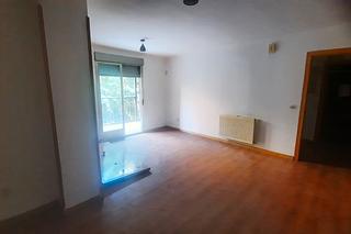Pis  Calle menorca. Piso de tres dormitorios con terraza en humanes