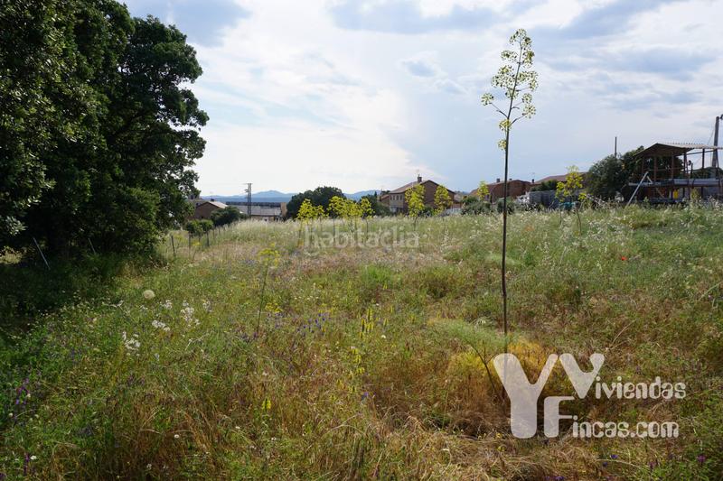 Foto 10cb7bfc-87f2-49e8-a870-8e29d5e0e0e8. Landgut in n/a in Valdemorillo pueblo Valdemorillo