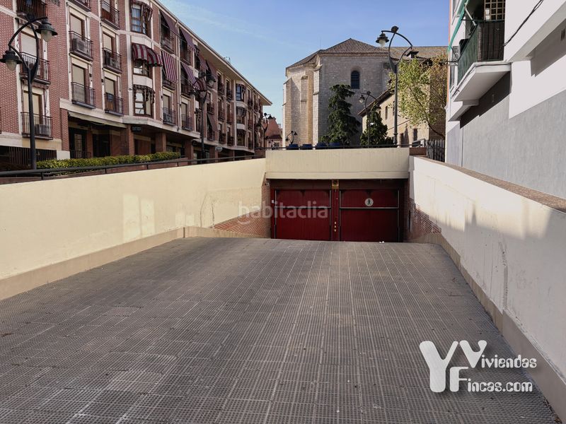 Foto 22d7bbbf-da34-4b6e-9e01-6bb0b013992b. Aparcament cotxe a calle arboleda 20 a San Isidro Getafe