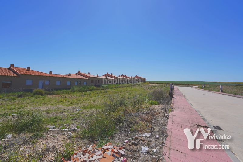 Foto a85f0473-986c-4f1c-bef4-9467a71f6cac. Terreny residencial a calle cebolla 57 a Erustes