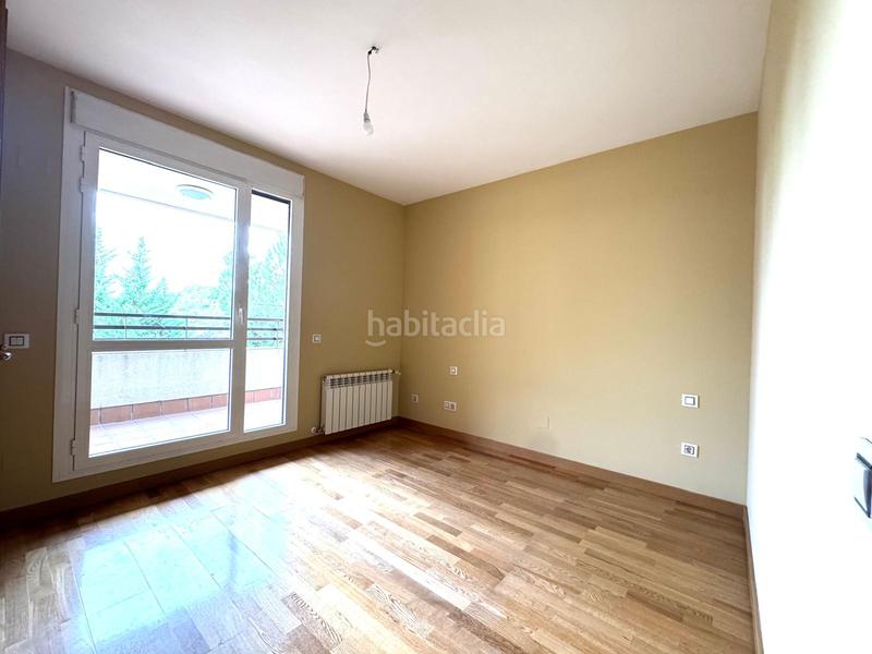 Foto b7c749e6-58a8-49db-9b93-c86e57fa604e. Rent flat in carretera de húmera 96 in Somosaguas Pozuelo de Alarcón