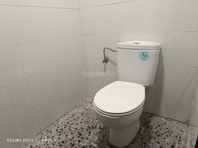 Foto 9e5589b3-a1a0-424b-9abc-49619ea1479c. Lloguer local comercial a Nucli Antic Cunit