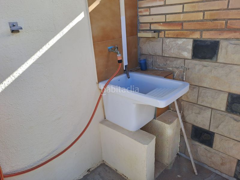 Foto 339269f8-f153-4af9-bd63-585ad1dc97fc. Casa amb xemeneia aparcament a Cunit residencial Cunit