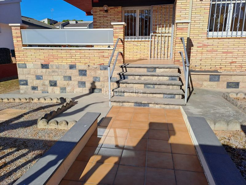Foto daca97e0-19fc-40ab-bc9e-3ccd56eb41eb. Casa amb xemeneia aparcament a Cunit residencial Cunit