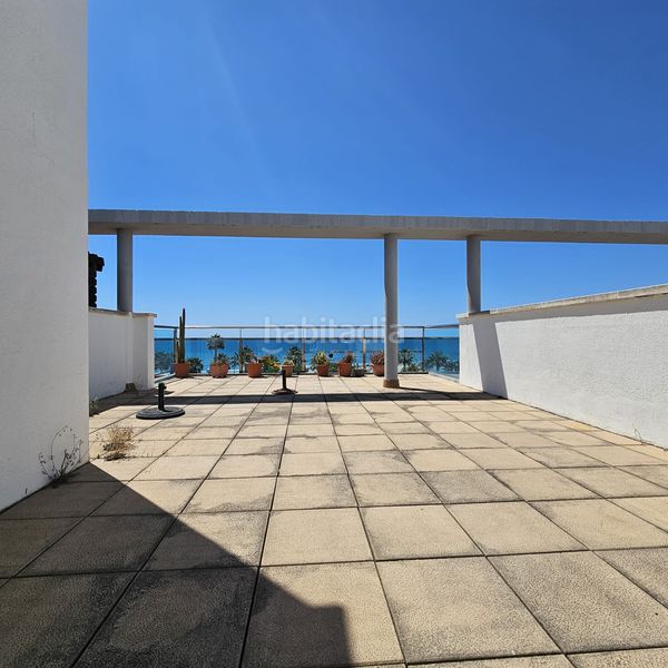 Foto f671d9cf-5a2c-45d4-ae98-9ac7bd88dcef. Àtic amb calefacció aparcament piscina a Les Salines-Pla de Sant Pere Cubelles