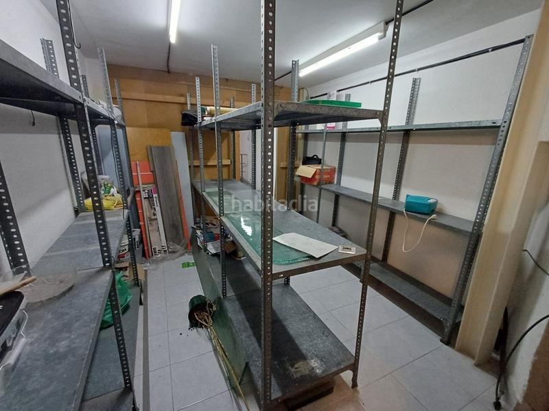 Foto b5156b88-5a20-41d8-aa6e-d0824f2e3cd6. Rent business premise in d&#39;en carbó 13 in Centre Tortosa