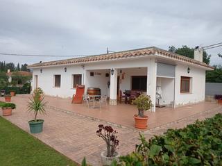 House in De sant jordi. Tortosa, chalet, centro