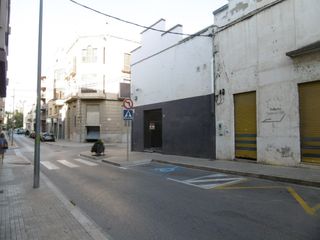 Local Comercial a Llarg de sant vincent 21. Local comercial, tortosa, ferreries, grande