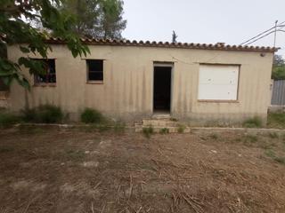 House in Vell del cementiri. Jesus, tortosa, chalet, zona tranquila