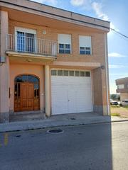 Semi detached house in Don alvaro 134. Tortosa, campredo, casa adosada